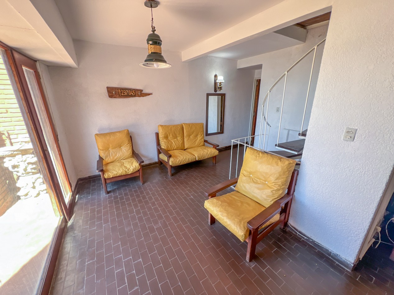 Excelente Triplex Con Vista Al Mar