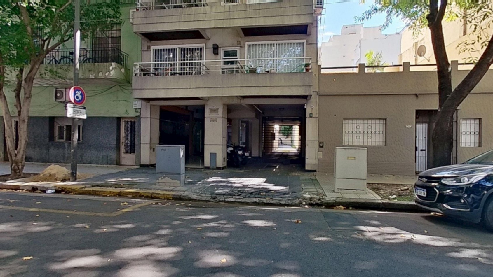 Monoambiente divisible + baño y toilette + cocina separada independiente