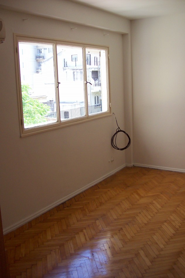 Alquiler monoambiente + todo luz