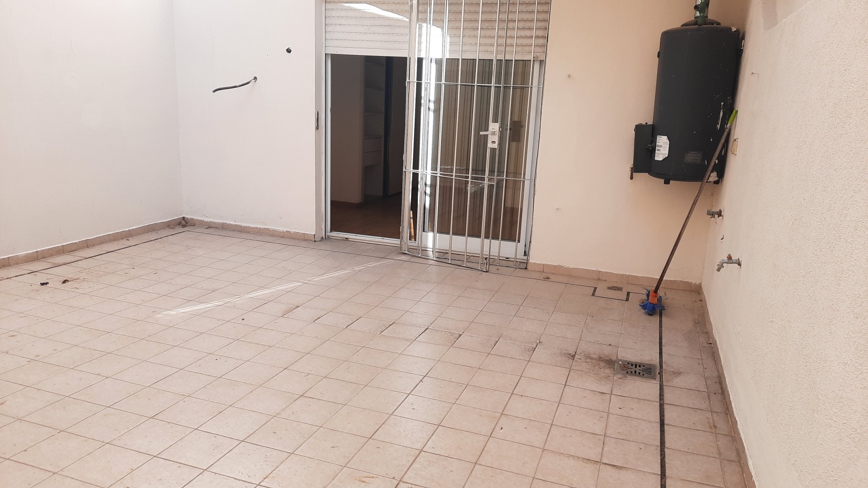 Departamento de 2 ambientes con patio