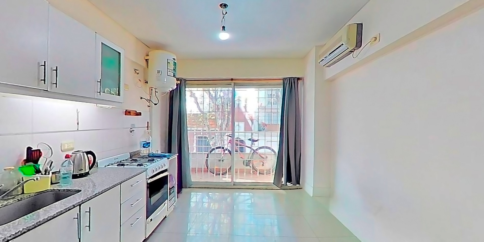 Monoambiente divisible + Luminoso