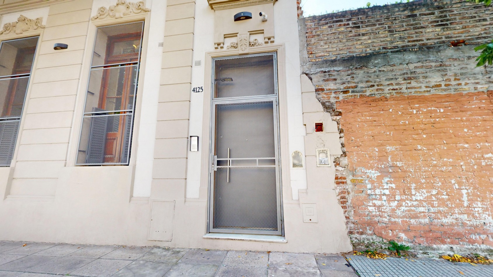 Venta Casa Boedo, Caba - Multifamiliar Y/o Uso Profesional - Acepta permutas, Ofertas Razonables